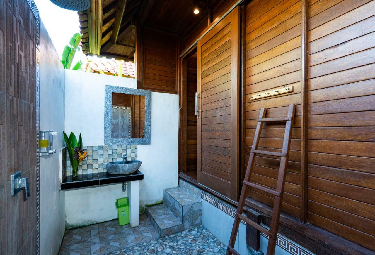 Smooth Garden Bed & Breakfast Lembongan Exterior photo